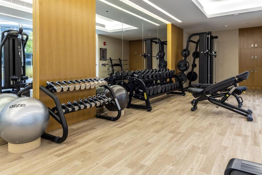Waves - Luxury Meets Comfort, Modern 1br In Jvcs Luma22 * Dubai